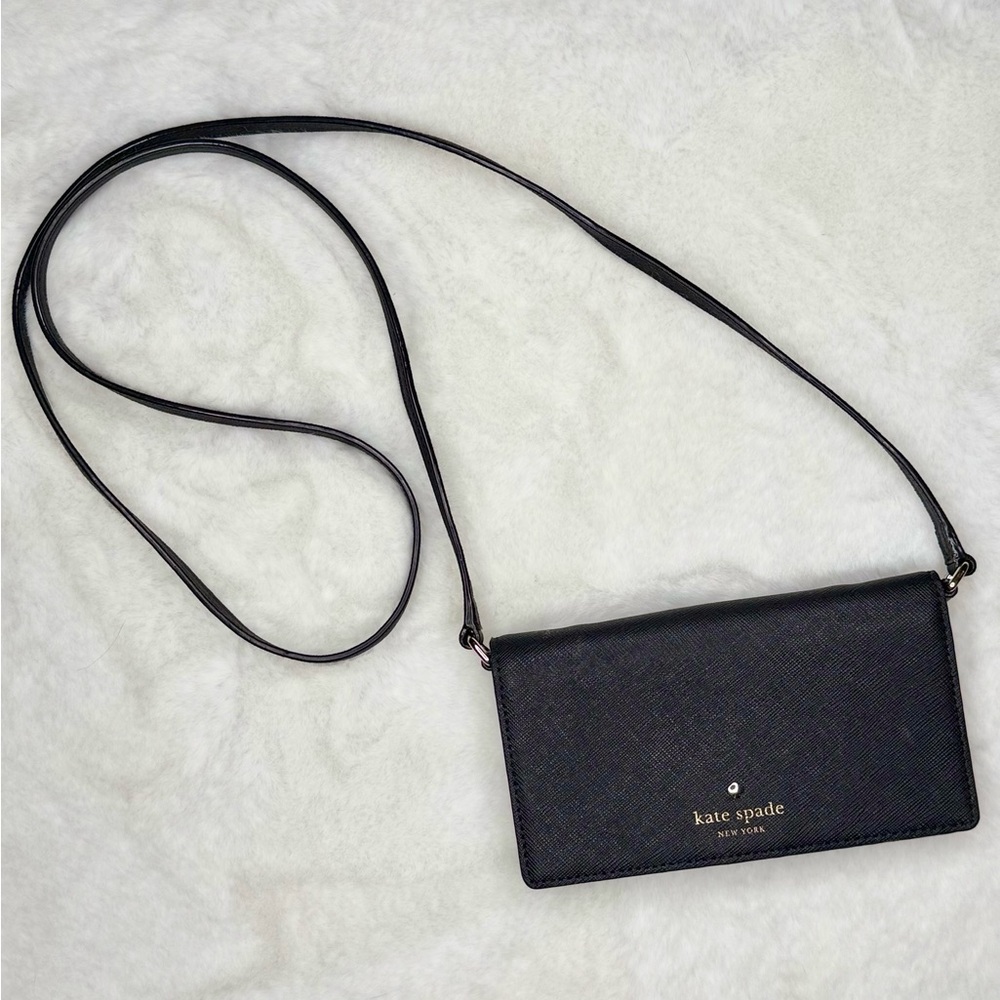 Kate Spade Black Wallet with Sleek Design